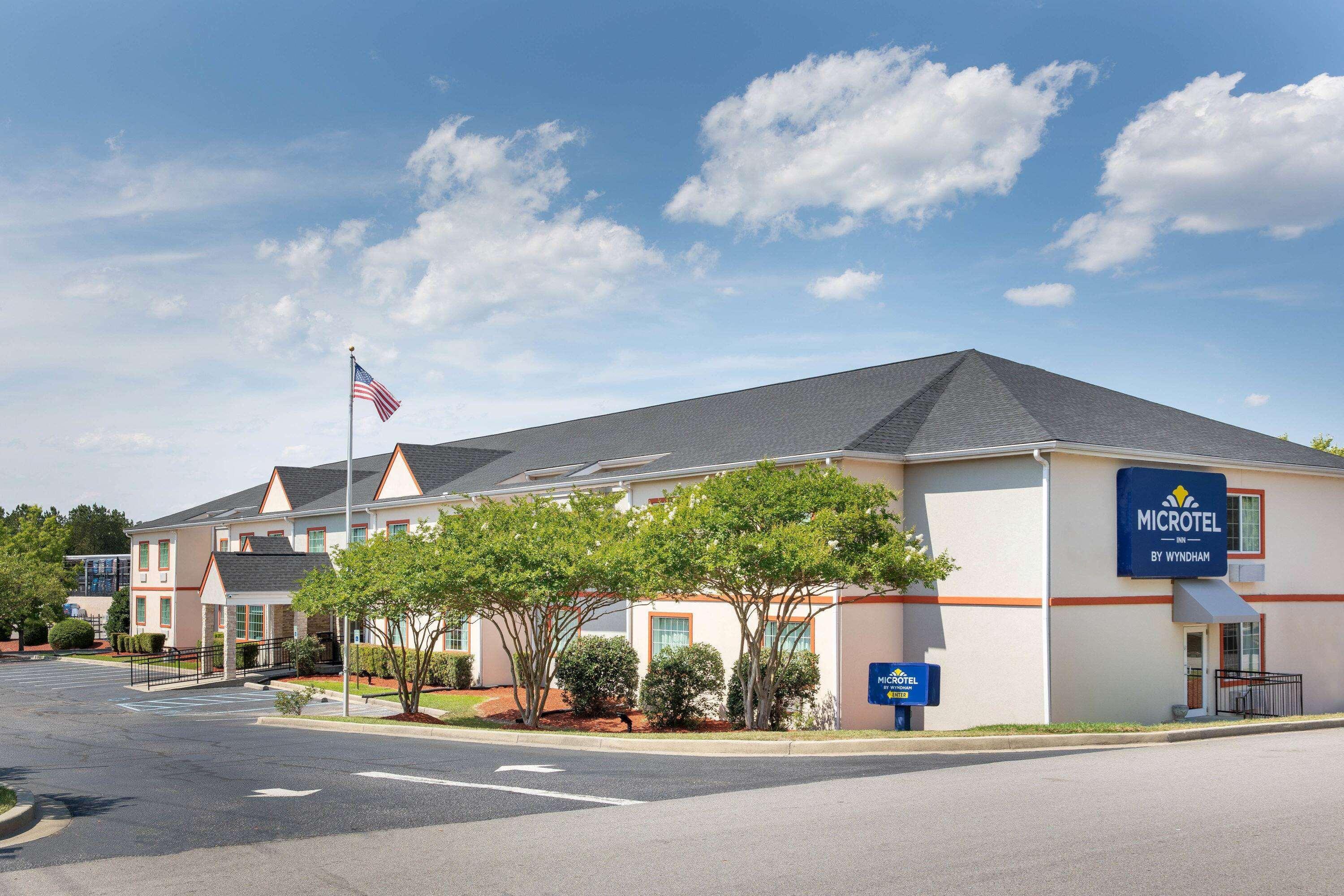 Microtel Inn & Suites By Wyndham Columbia Fort Jackson N Exterior photo